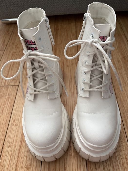 Buty hello kitty Bershka 36