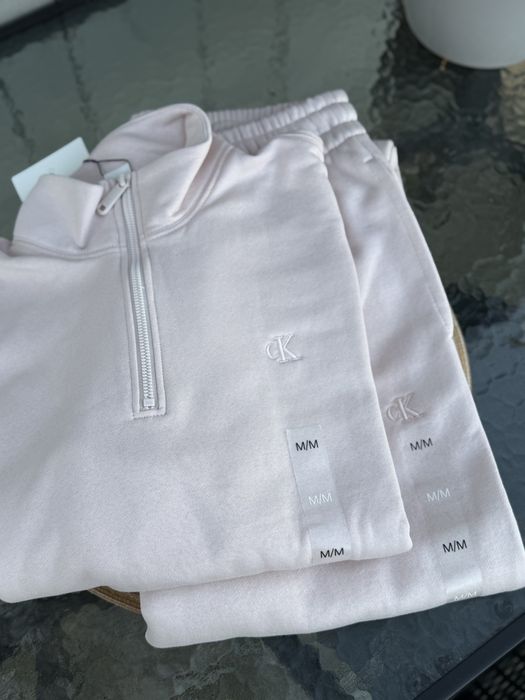 Костюм кельвін кляйн жіночій