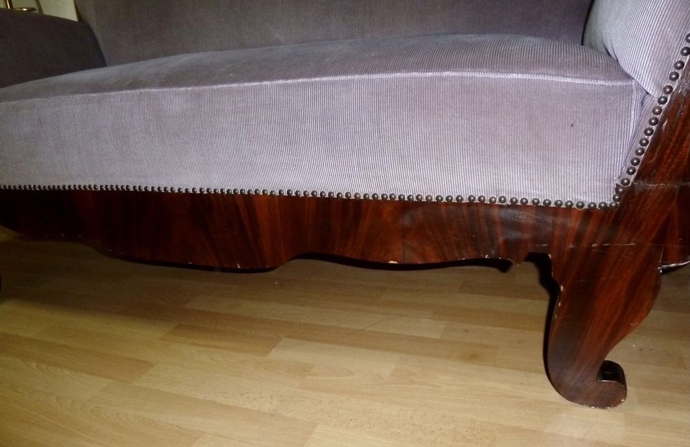 Elegancka sofa trzyosobowa bidermeier
