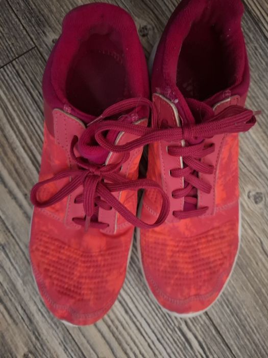 Buty adidasy dziewczęce roz 35 trampki halówki