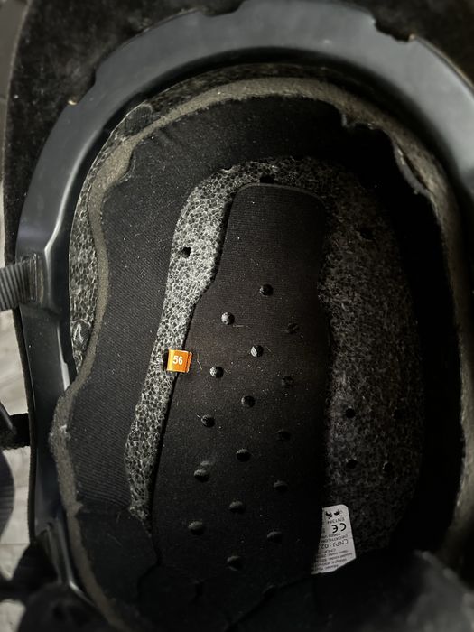 Kask Jeździecki Toczek Fouganza roz 56