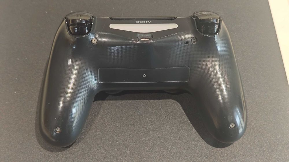 Playstation 4 Slim Avariada + Comando