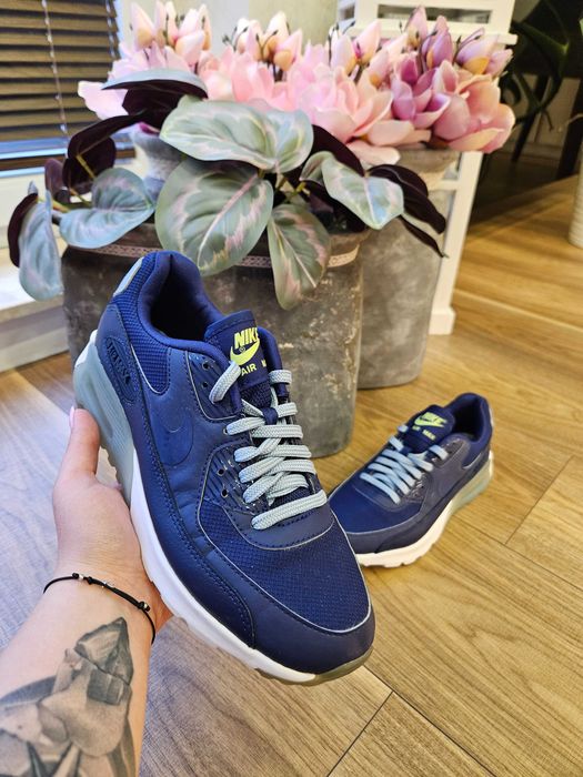 Nike Air Max 36 granat