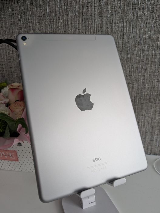 Apple iPad pro 9.7 на 32 GB LTE #138