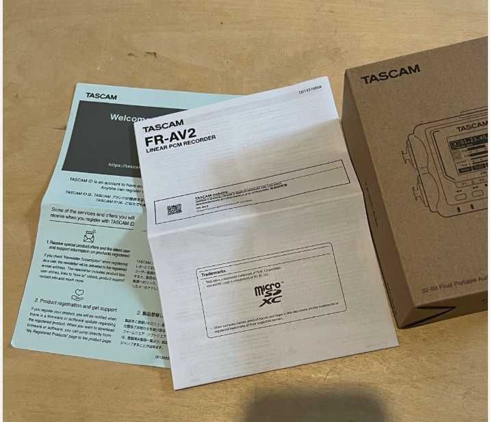 Аудіо Рекордер Tascam FR-AV2