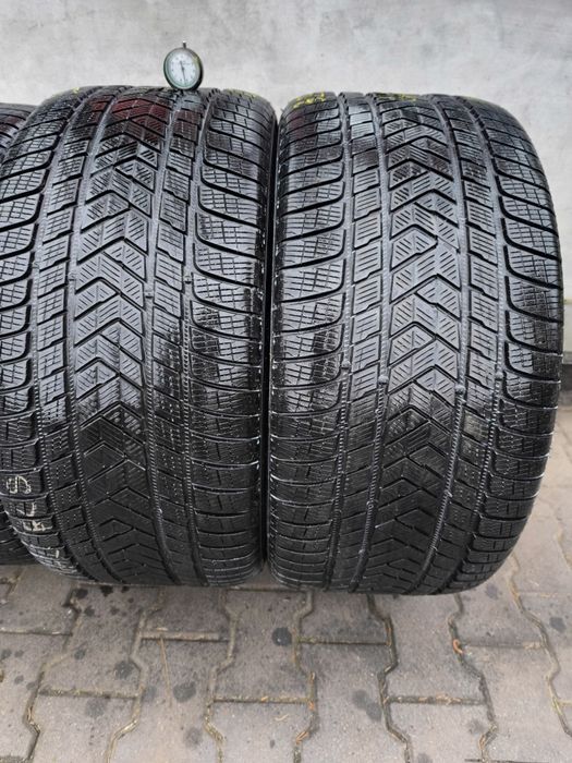 #Opony Pirelli scorpion winter 325/40/22 para