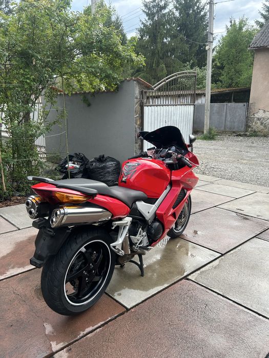 ПродамHonda vfr800