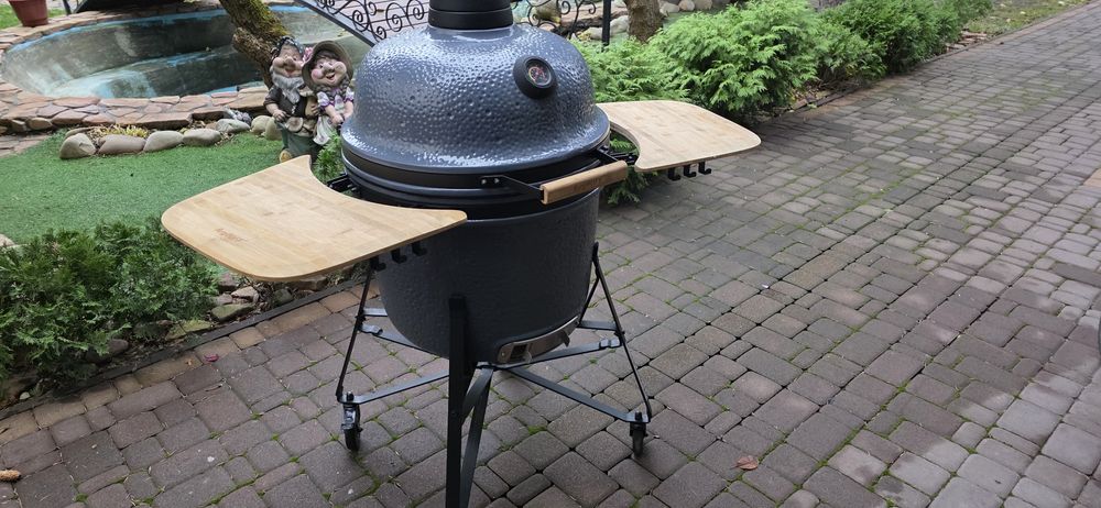 Большой угольный керамический гриль Berghoff