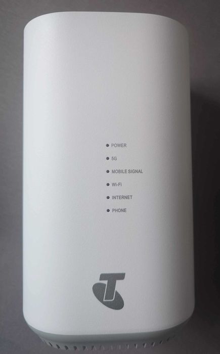 Router Modem 5G LTE na Kartę SIM Wi-Fi 6 AX3600 Agregacja Pasm QWRT