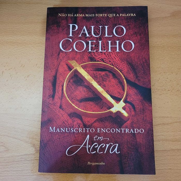 Livro Manuscrito Encontrado em Accra