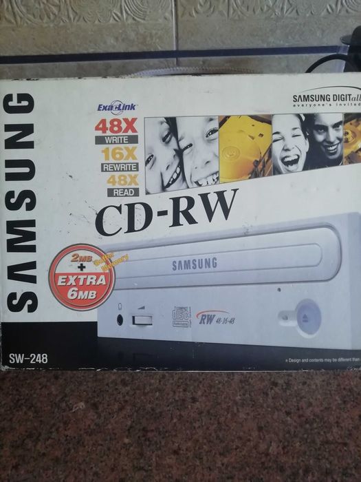 Samsung CD-RW SW-24864584399531139120