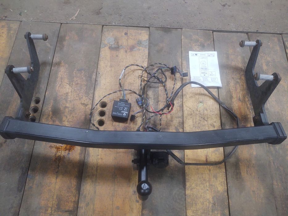 Фаркоп Дачія Сандеро 2007-12 року