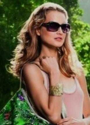 Жіночі сонцезахисні окуляри "таємниці амазонії" 24792 
Oriflame