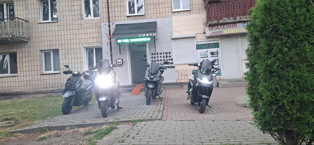 Електроскутер Garow «L500»  1500W, 72V 30Ah літій-залізо-фосфатний,