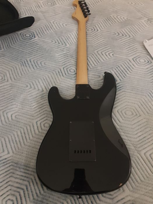 Guitarra elétrica Tenson