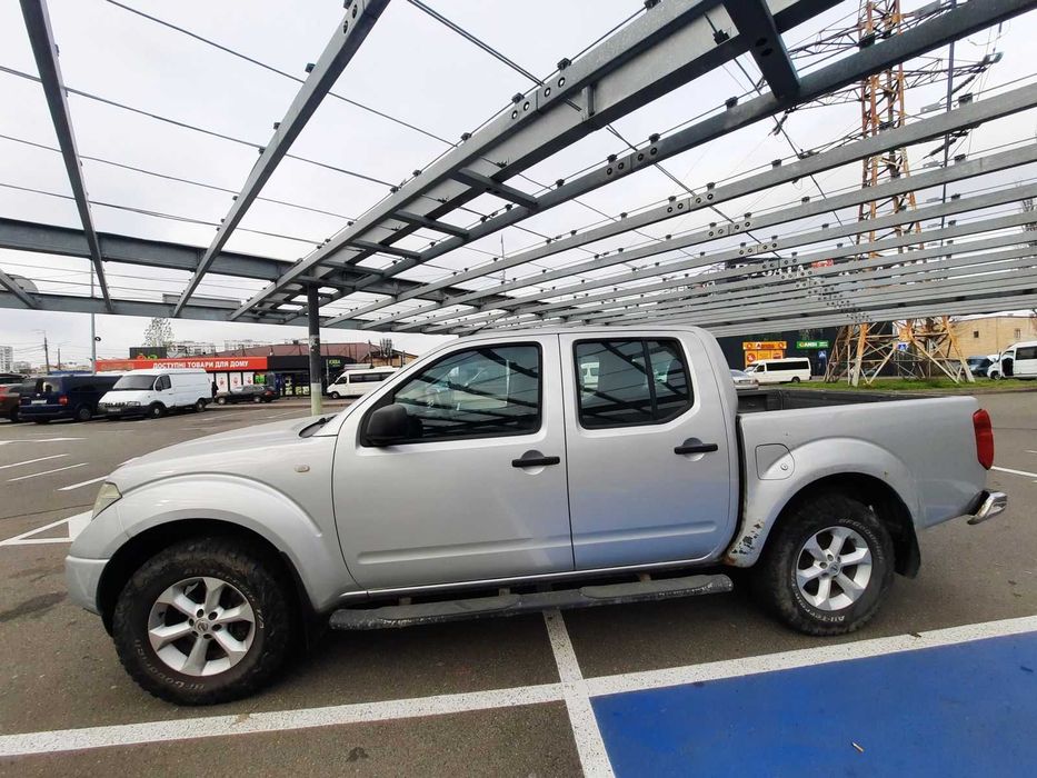 Nissan Navara • 2.5 Diesel • Повний привід • Свіжепригнана