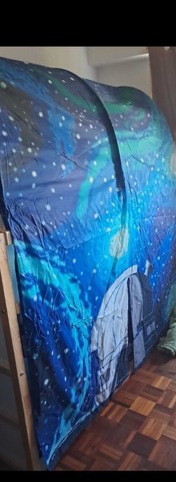 Cama Kura ikea como nova com dossel