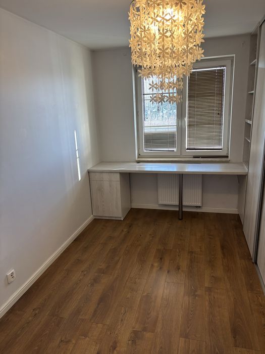 Sprzedam mieszjanie 2- pokojowe ,salon, łazienka ,kuchnis i  balkon w Kamionku - View 2