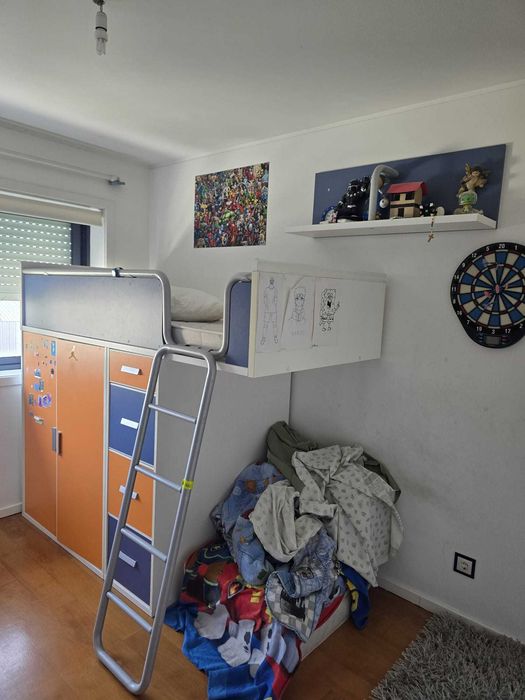 Quarto de criança completo com beliche