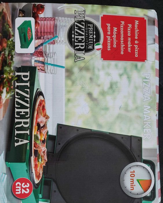 Máquina de fazer pizzas como nova