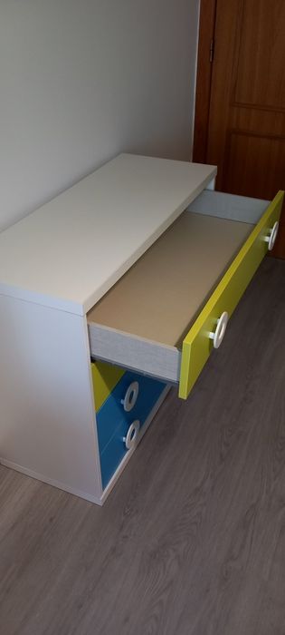 Cómoda quarto de criança