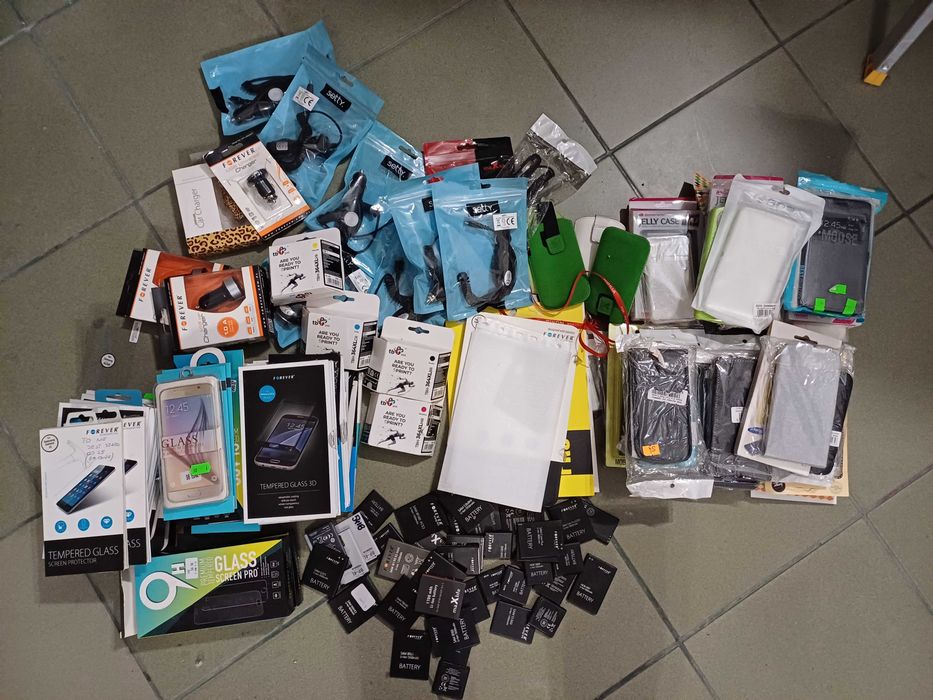 Pakiet Paleta zestaw Etui, ładowarki, szkło na telefon