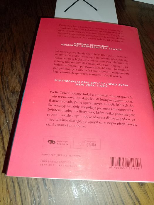 Ruiny i Zgliszcza Wells Tower