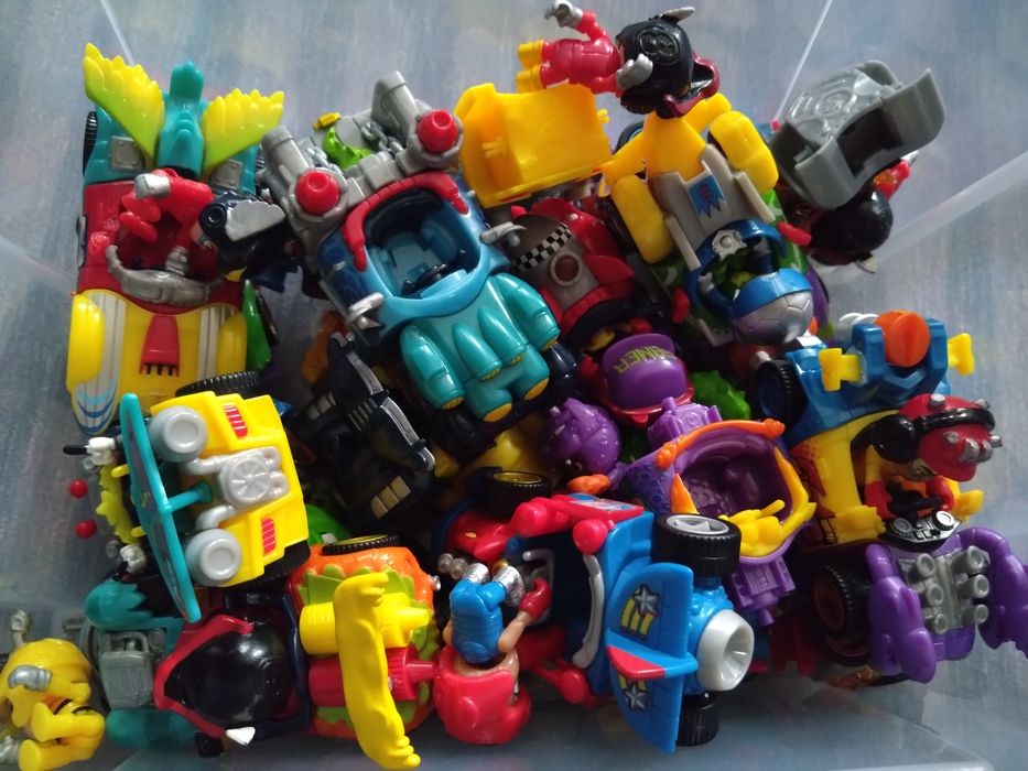 T racers mix kierowcy i pojazdy