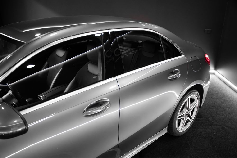 MERCEDES-BENZ A 250e AMG HÍBRIDO PLUG-IN 2021 IVA DEDUTÍVE — photo 3