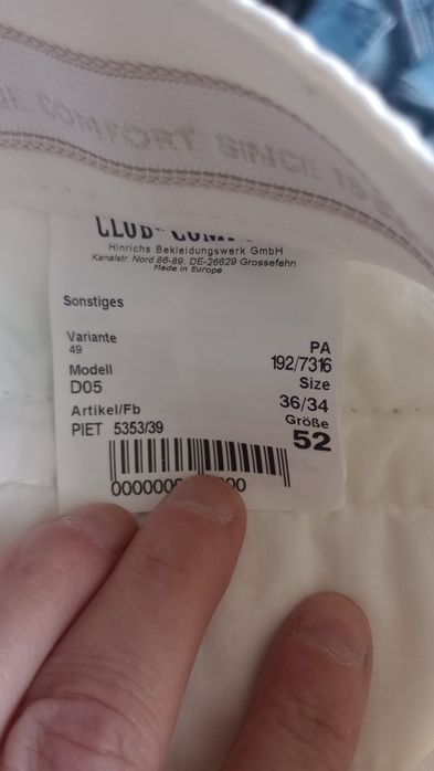 Spodnie męskie klasyczne.