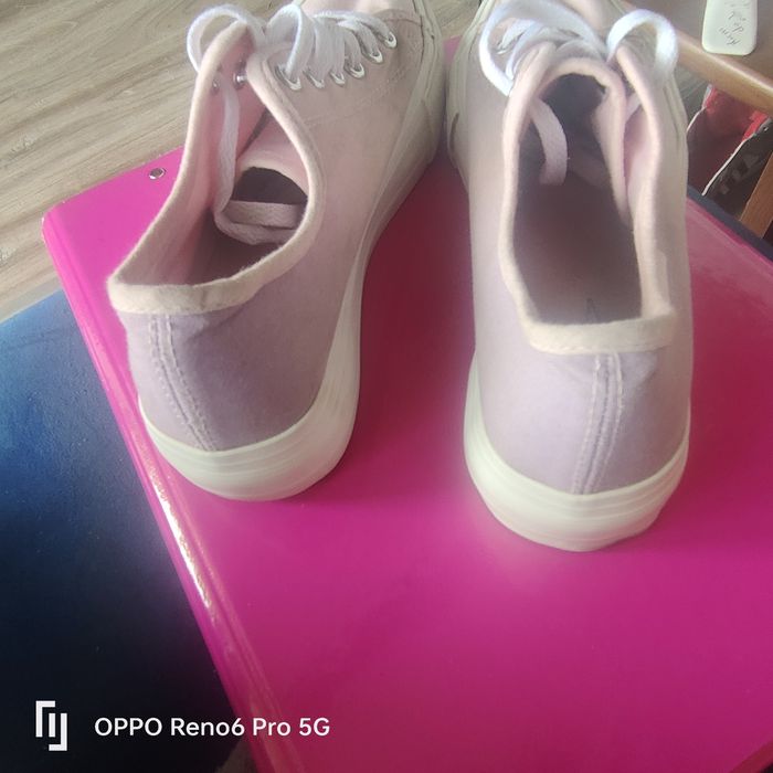 Buty trampki Cropp 38