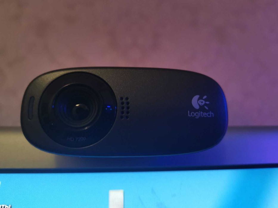Вебкамера HD Web Camera Logitech C310 (Отличное качество видео)