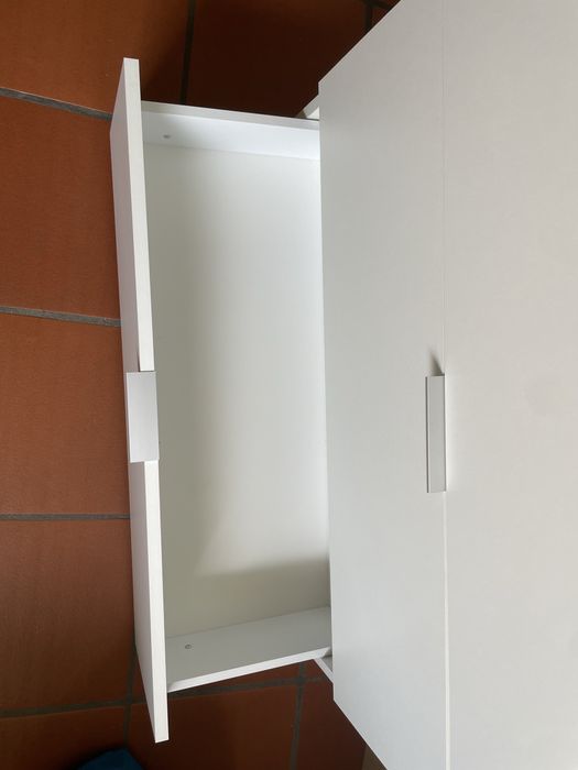 Móvel branco IKEA