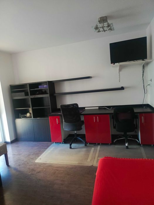 1-no miejsce w pokoju Architektów 650 zł.