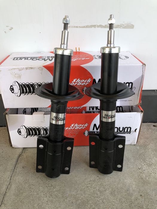 Продам стойки нові