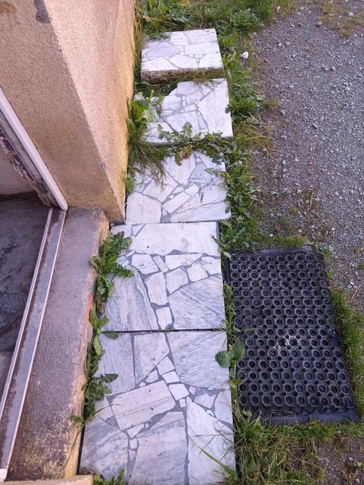 Płyty 50x50x 5cm marmur 40m2 używane