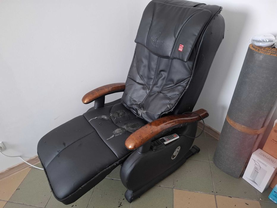 Fotel masujący, regulowany