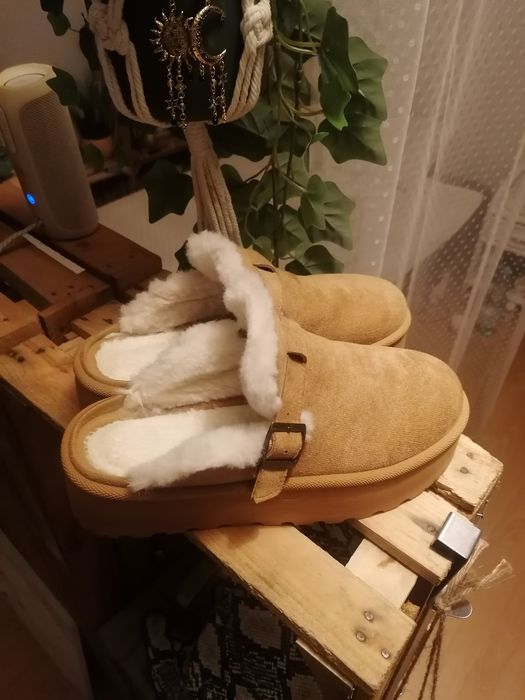 Brązowe damskie buty śniegowce mukluki kapcie 41