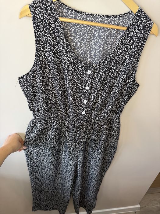 Lekki damski nowy kombinezon w kwiatki plus size 1XL