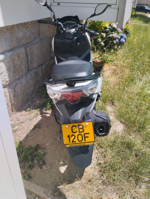 Vendo moto eléctrica PCX 50