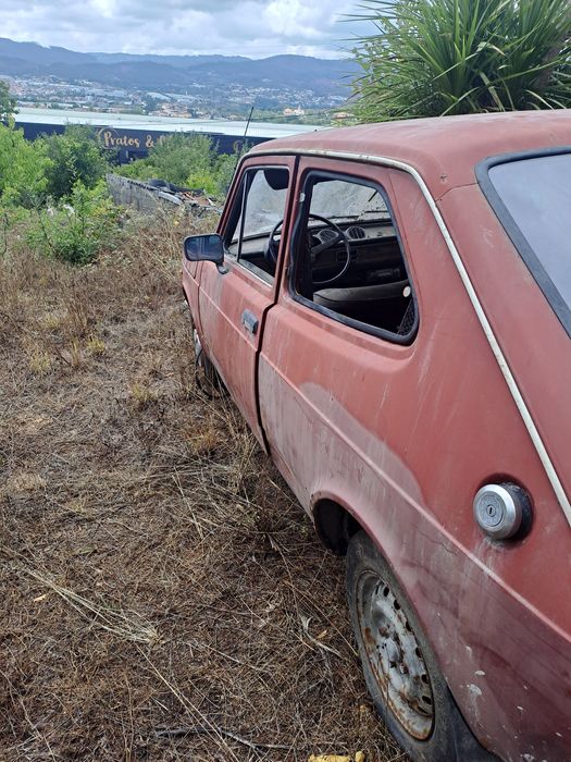 Vendo fiet 127 para  peças