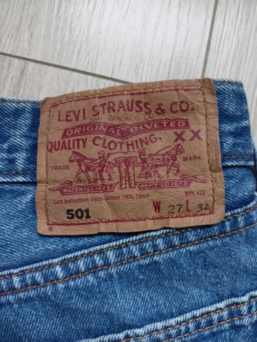 Jeansy straight - klasyczne / Levi's / roz. XS