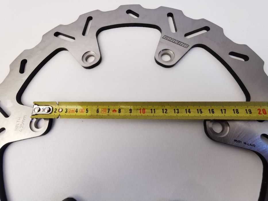 Braking tarcza hamulcowa przód Honda CBF NTV ST Pan Europa VT HO23FID