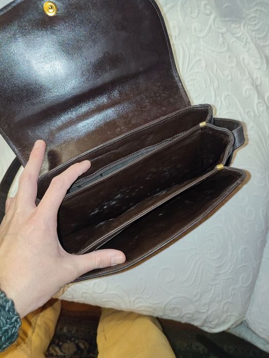 Mala preta (dura) de senhora