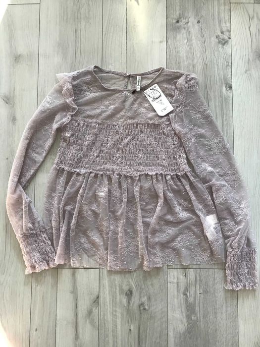 Легка блуза Stradivarius