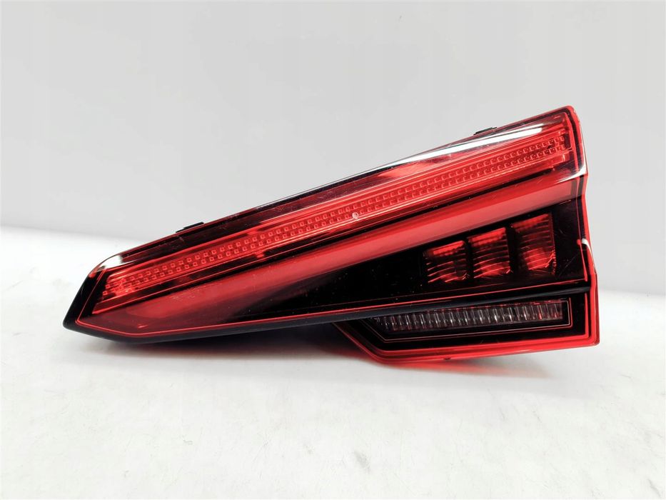 audi a4 b9 8w5 sedan 18r+ prawa lampa tył w klapę led ory eu !! 8w5945094