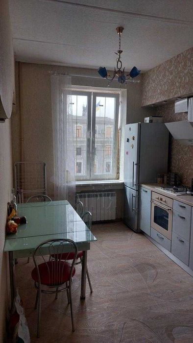 Продам 3к кв Центр, площадь Конституции, ДОМ СО ШПИЛЕМ.IN