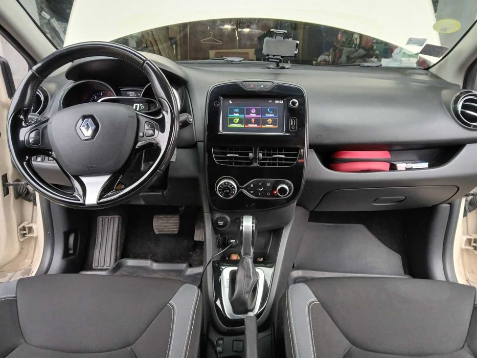 Renault Clio IV 1.5 dCi ( K9K ) на автоматі з чесним пробігом