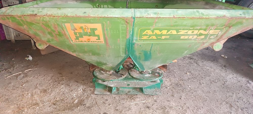 Sprzedam rozsiewacz Amazone ZA-F 604
