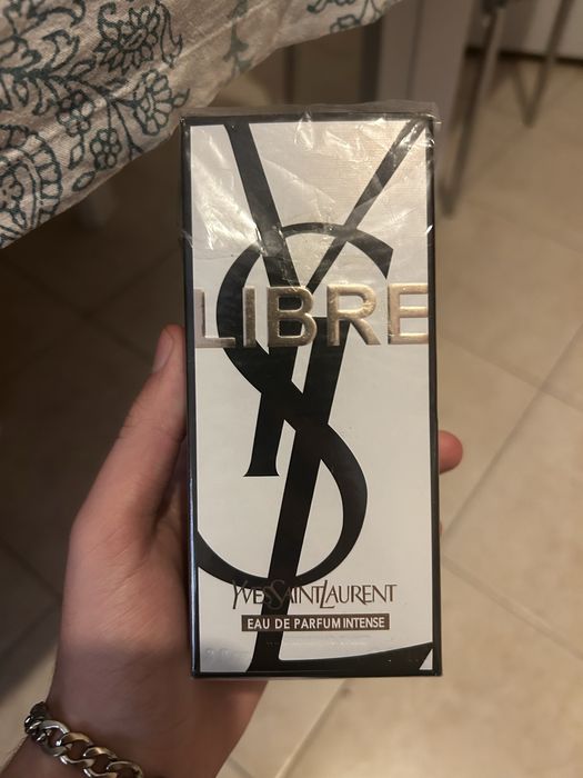 Perfume libre para mulher